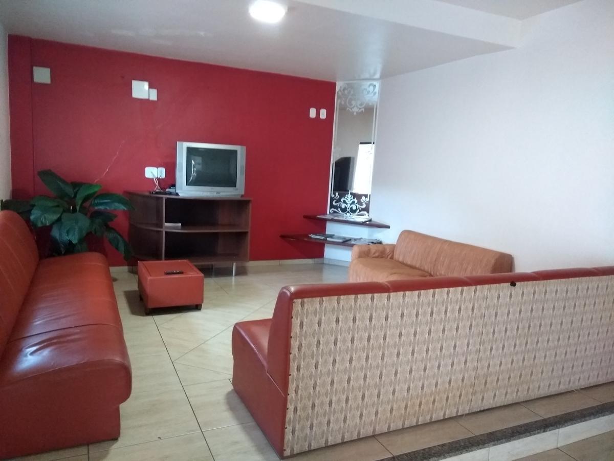 Hotel Пато Бранко Екстериор снимка